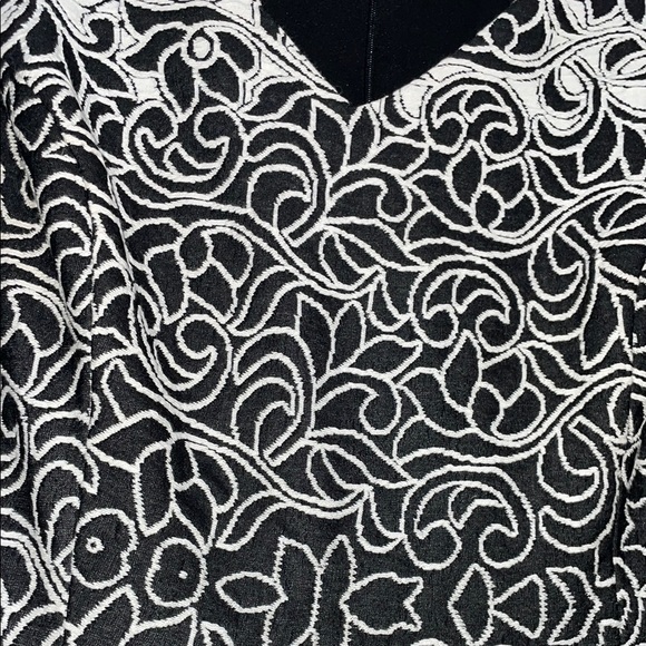 Trendy Black and White Mini Dress - Picture 4 of 6